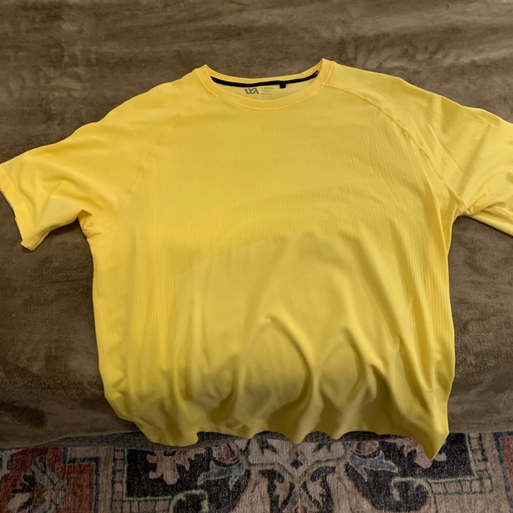 Vrst Mens short sleeve t-shirt yellow Large